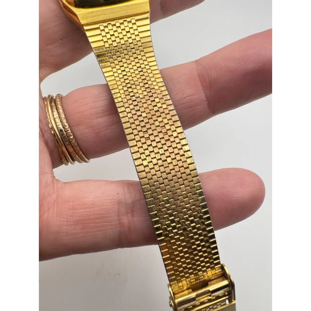 Vintage Quintel Watch Mens TV Case Mesh Band Day Date Quartz Retro WORKING